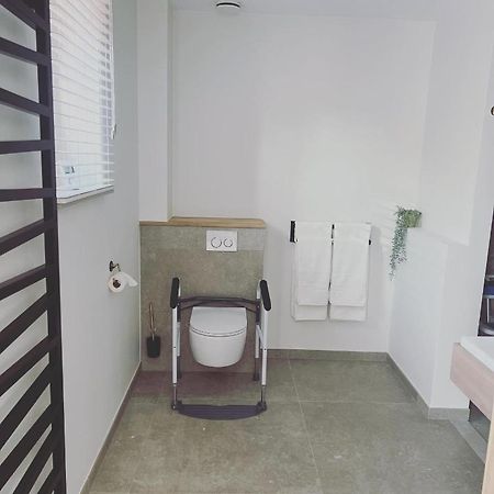 Mina En Family Bed And Breakfast Meise Ngoại thất bức ảnh